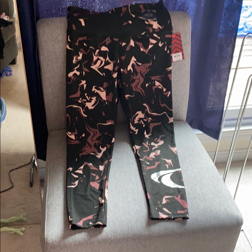 NWT - TKO leggings. 7/8 length. With pocket.